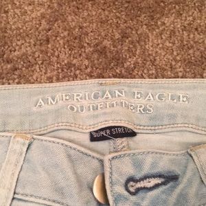 AEO light-wash mid-rise skinny jeans